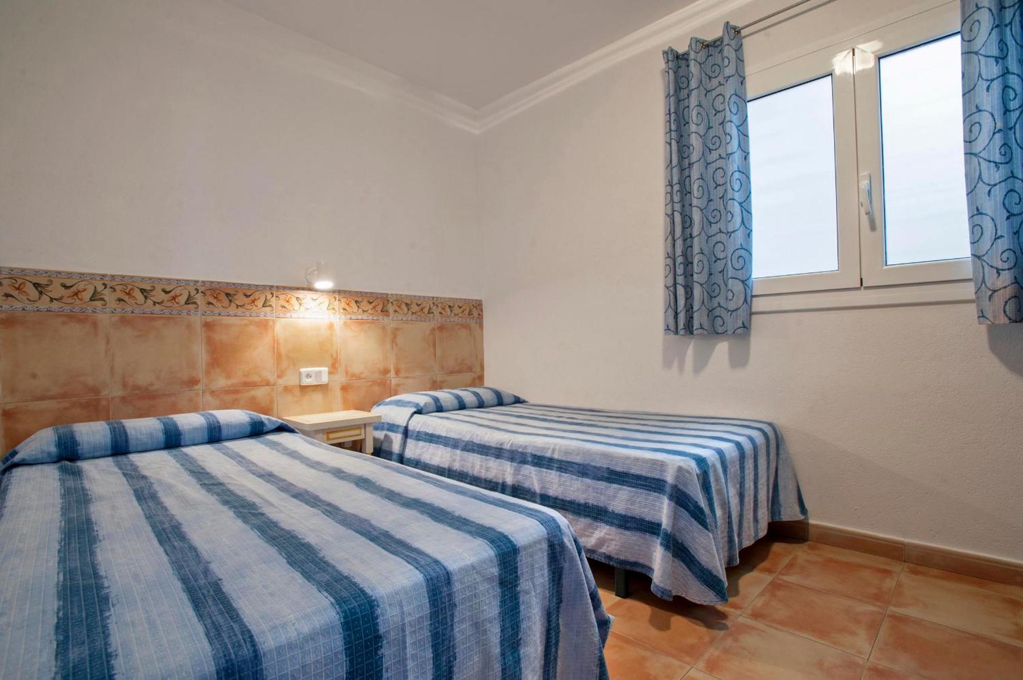 Apartaments El Berganti En Canyelles Petites Rosas Rum bild