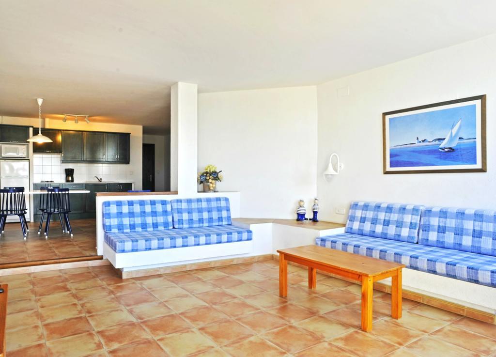Apartaments El Berganti En Canyelles Petites Rosas Exteriör bild
