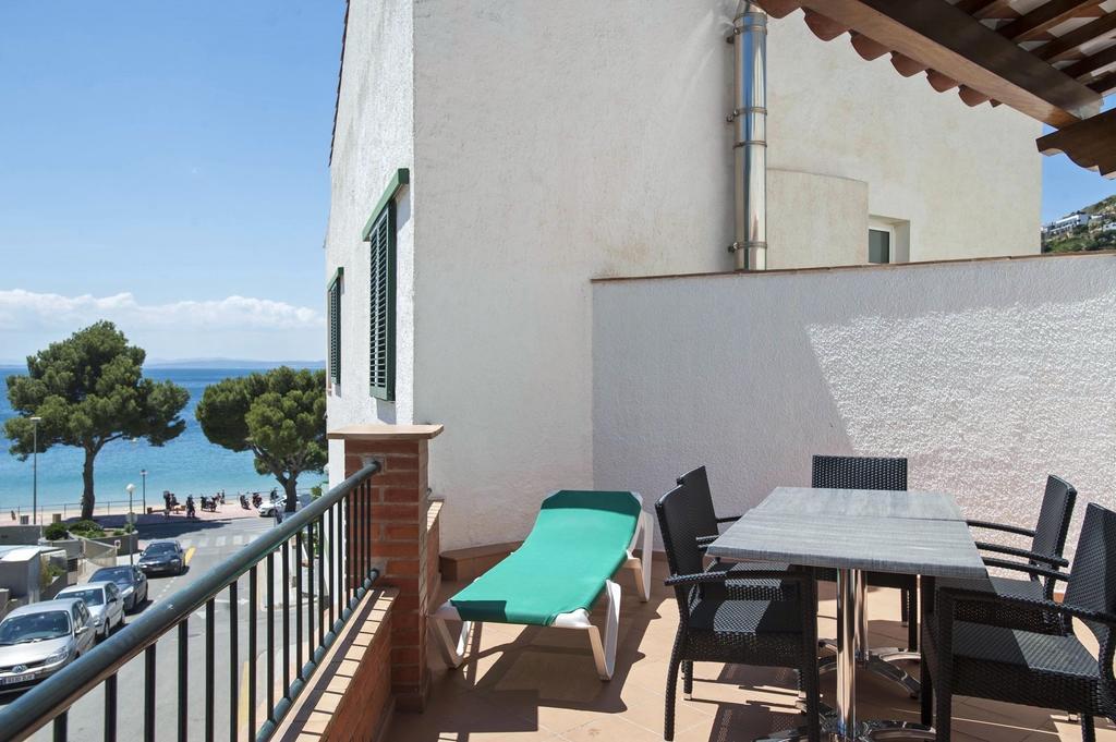 Apartaments El Berganti En Canyelles Petites Rosas Exteriör bild